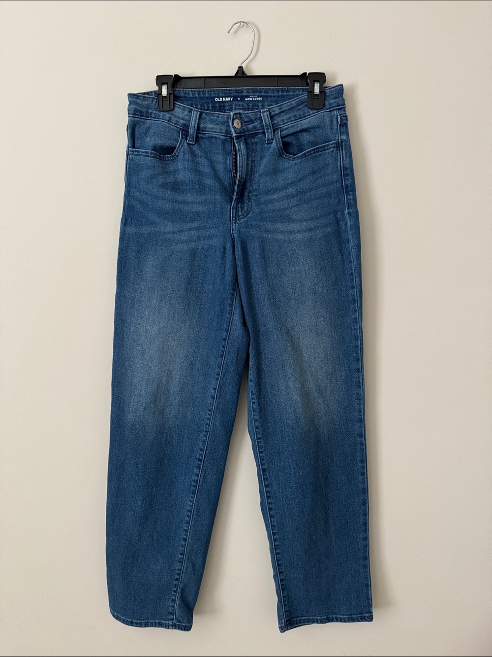 Old Navy Women’s Medium Blue Relaxed Jeans